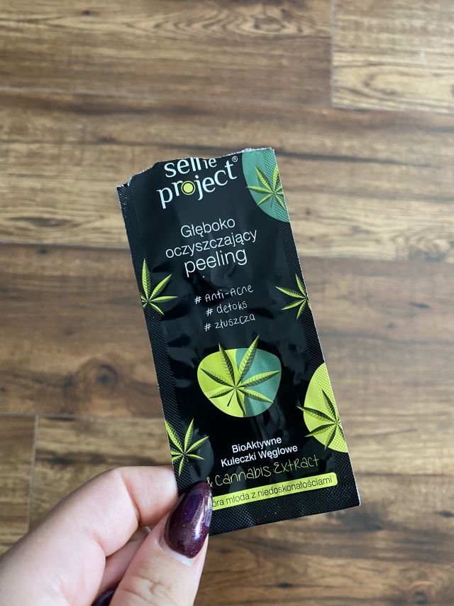 akcja denkowanie! grudzień - kosmetyki w świątecznych opakowaniach i świątecznych kolorach 🎄❄️⛄🎀🎁🎅