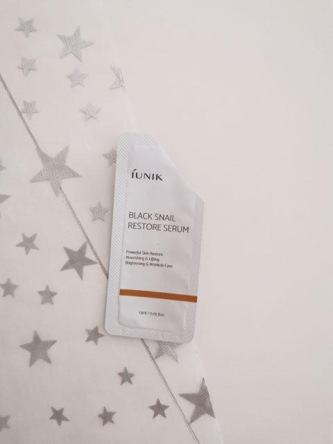 iUNIK Black Snail Restore Serum - Regenerujące Serum ze Śluzem Ślimaka