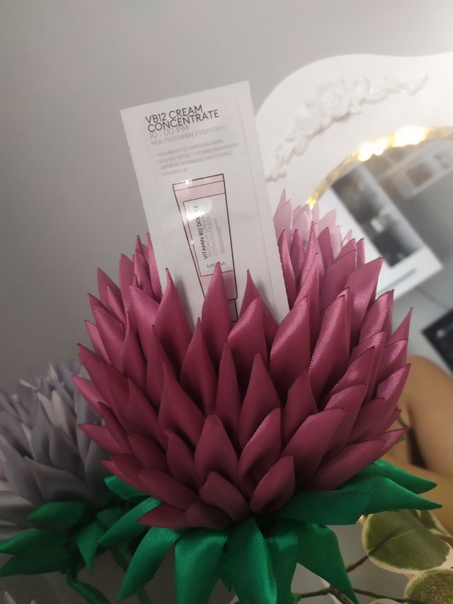 MISSHA Vitamin B12 Double, Hydrop Cream Concentrate, Krem do twarzy o działaniu nawilżającym, Silnie skoncentrowany