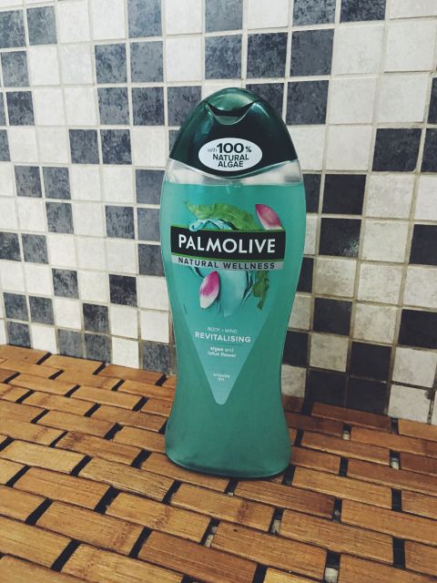 Palmolive żel pod prysznic algi i kwiat lotosu