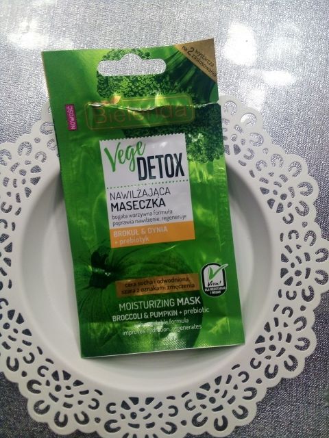 akcja denkowanie! grudzień - kosmetyki w świątecznych opakowaniach i świątecznych kolorach 🎄❄️⛄🎀🎁🎅