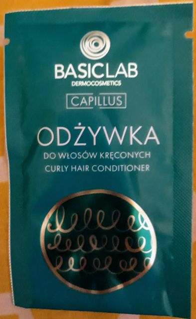 BasicLab Dermocosmetics Capillus, Odżywka do włosów kręconych