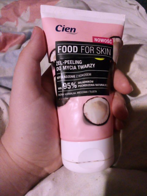 akcja denkowanie! grudzień - kosmetyki w świątecznych opakowaniach i świątecznych kolorach 🎄❄️⛄🎀🎁🎅