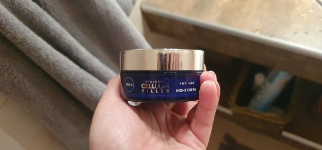 Nivea Hyaluron, Cellular Filler, Krem do twarzy, Przeciwzmarszczkowy, Ujędrnienie, Na noc