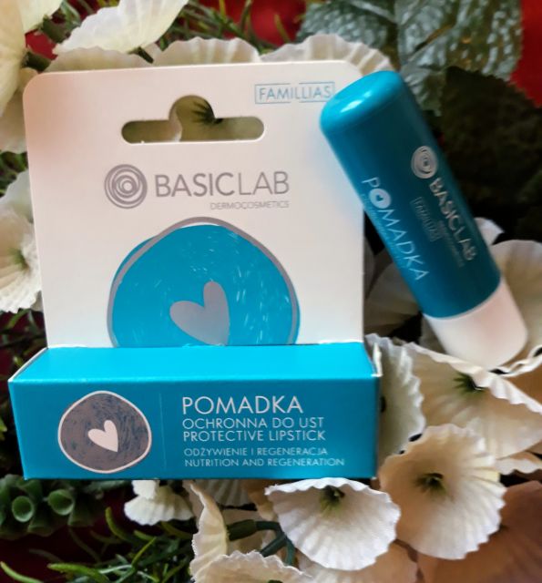 BasicLab Dermocosmetics Familias, Pomadka ochronna do ust, Odżywienie i regeneracja 