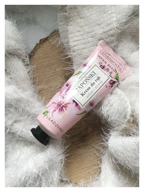 Bielenda Japan Beauty, Krem do rąk, Japoński, Wygładzenie, Wiśnia + Jedwab