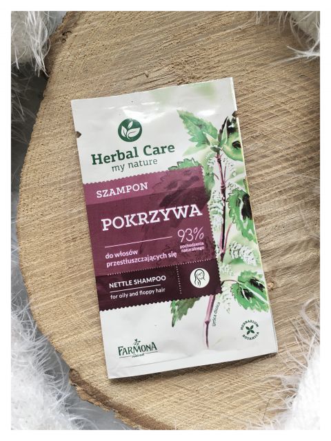 Farmona Herbal Care, Suchy szampon do włosów, Włosy przetłuszczające się, Pokrzywa