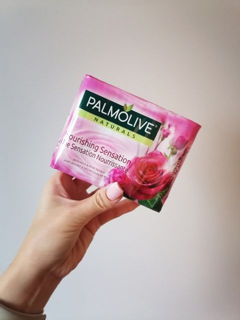 Palmolive Mydło w kostce, Nourishing Sensation, Mleko i płatki róży