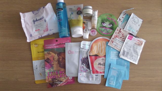 akcja denkowanie! grudzień - kosmetyki w świątecznych opakowaniach i świątecznych kolorach 🎄❄️⛄🎀🎁🎅