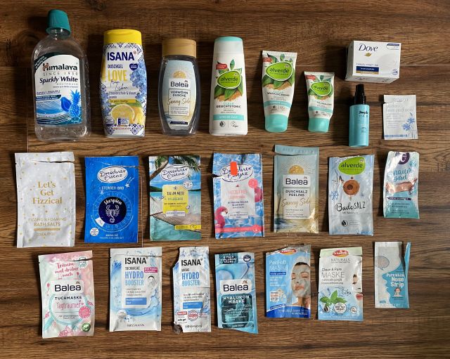 akcja denkowanie! grudzień - kosmetyki w świątecznych opakowaniach i świątecznych kolorach 🎄❄️⛄🎀🎁🎅