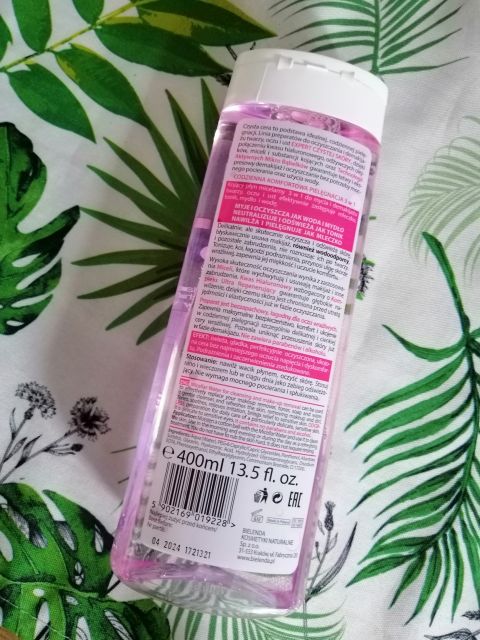 Bielenda Expert Czystej Skóry, Kojący płyn micelarny, Pielęgnacja 3w1