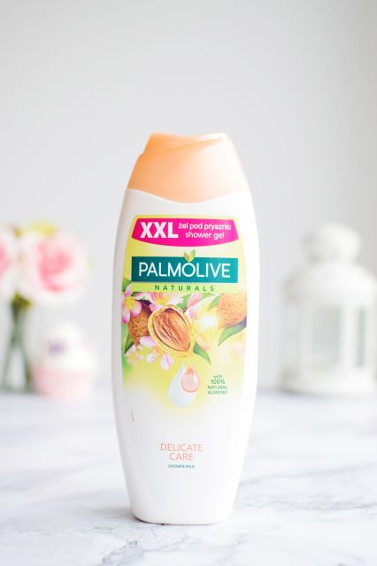 Palmolive Naturals, Żel pod prysznic, Almond & Milk