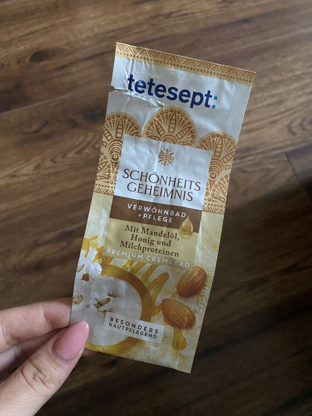 akcja denkowanie! grudzień - kosmetyki w świątecznych opakowaniach i świątecznych kolorach 🎄❄️⛄🎀🎁🎅