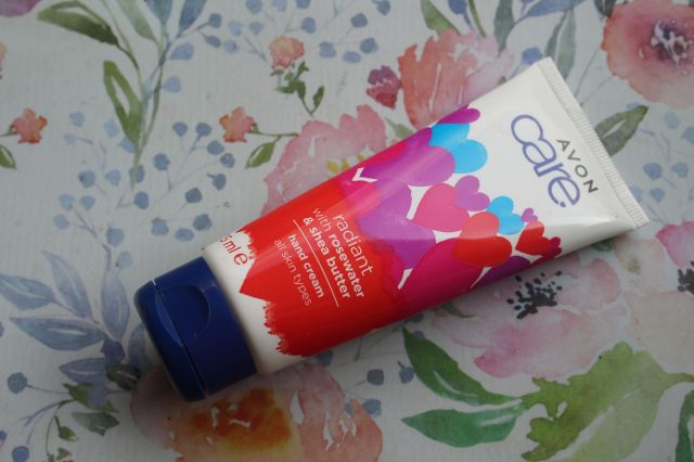 Avon Care, Krem do rąk, radiant, Z wodą różaną i masłem Shea
