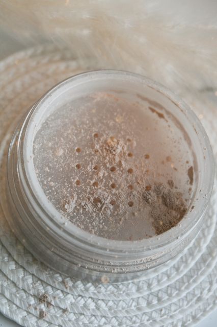 Lovely - Mineral Loose Powder, Skin Beautifiler