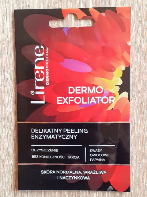 Lirene Dermo Exfoliator, Delikatny peeling enzymatyczny, Skóra normalna, wrażliwa i naczynkowa