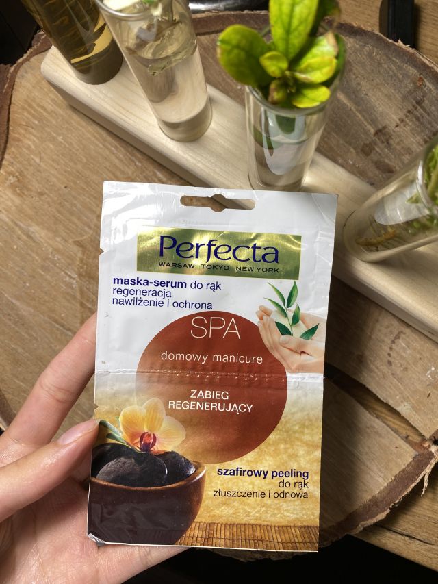 Peeling szafirowy i maska perfecta