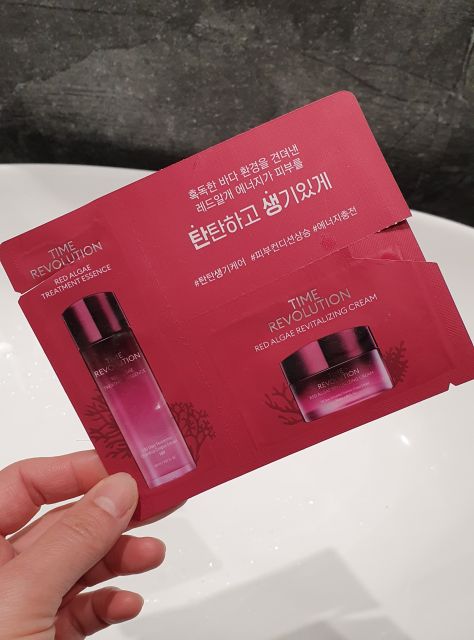 akcja denkowanie! grudzień - kosmetyki w świątecznych opakowaniach i świątecznych kolorach 🎄❄️⛄🎀🎁🎅