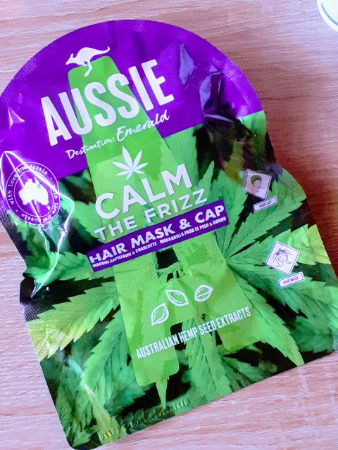 Aussie Calm The Frizz, Maska do włosów z czepkiem, Z ekstraktem z nasion konopii 