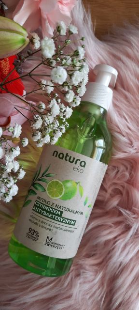 Natura Eko Mydło w płynie, Z naturalnym czynnikiem antybakteryjnym, Olejek z drzewa herbacianego, ekstrakt z limonki 