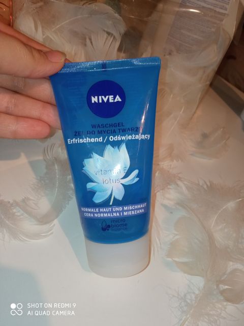 Żel do mycia z witaminą E i lotosem