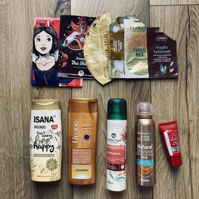 akcja denkowanie! grudzień - kosmetyki w świątecznych opakowaniach i świątecznych kolorach 🎄❄️⛄🎀🎁🎅