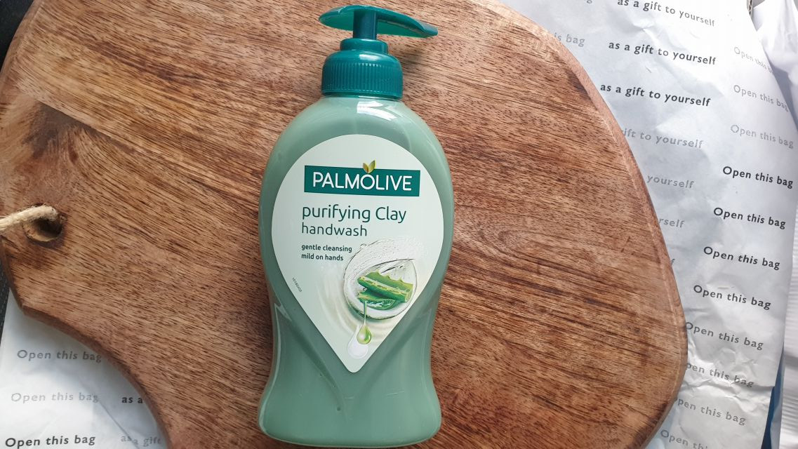 Palmolive Purifying Clay, Mydło w płynie do rąk, Oczyszczające, Z glinką