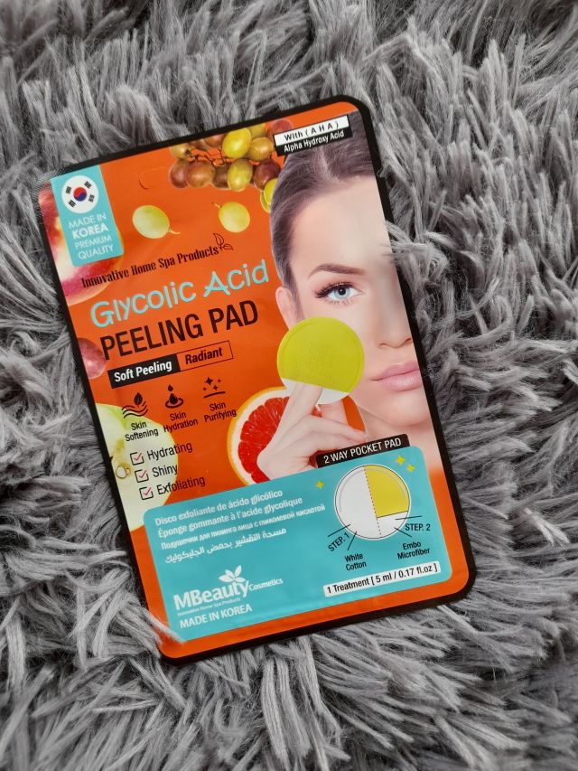 beGLOSSY Wrzesień 2021 - Back to school