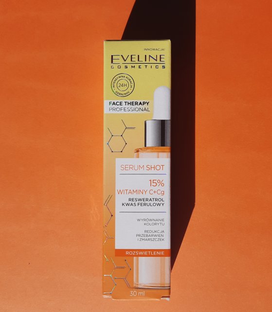 Eveline Face Therapy Professional, Serum Shot, Serum do twarzy, 15% witaminy C+Cg, Rozświetlenie