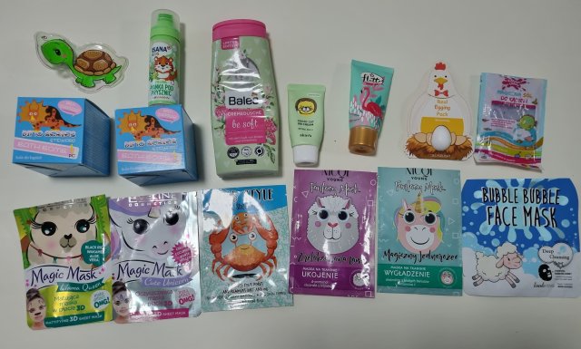 akcja denkowanie! grudzień - kosmetyki w świątecznych opakowaniach i świątecznych kolorach 🎄❄️⛄🎀🎁🎅