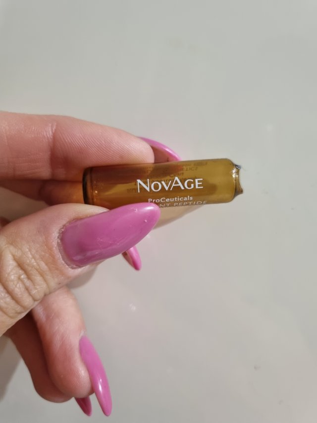 akcja denkowanie! grudzień - kosmetyki w świątecznych opakowaniach i świątecznych kolorach 🎄❄️⛄🎀🎁🎅