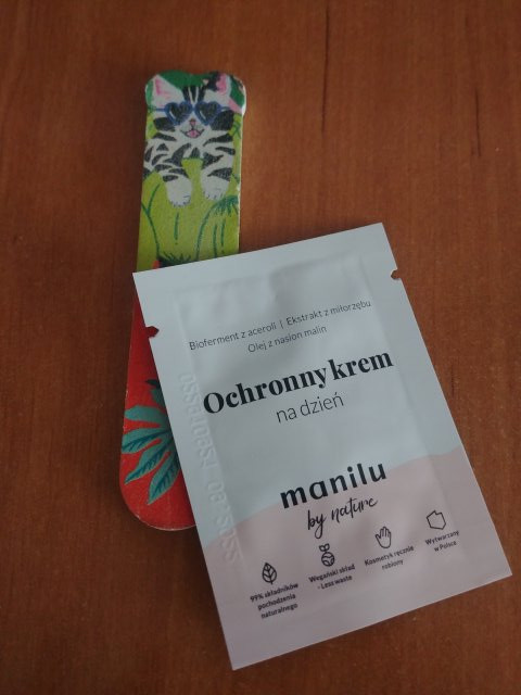Manilu ochronny krem na dzień