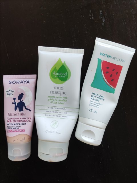 akcja denkowanie! grudzień - kosmetyki w świątecznych opakowaniach i świątecznych kolorach 🎄❄️⛄🎀🎁🎅