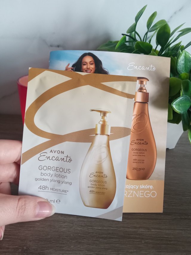 Avon, Encanto, Gorgeous, perfumowany balsam do ciała 