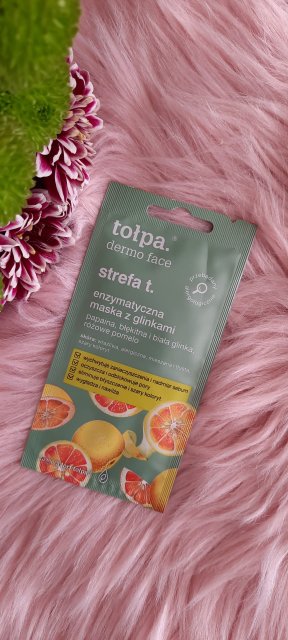 akcja denkowanie! grudzień - kosmetyki w świątecznych opakowaniach i świątecznych kolorach 🎄❄️⛄🎀🎁🎅