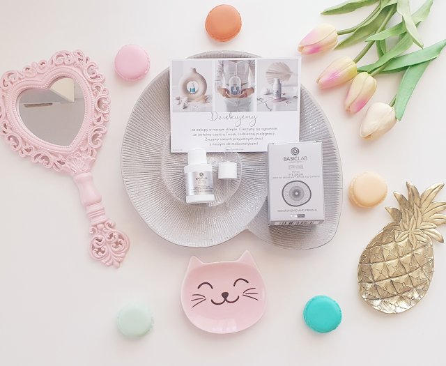 BasicLab Dermocosmetics Esteticus, Serum pod oczy, Peptydowe, z 10% Argilenine i kofeiną