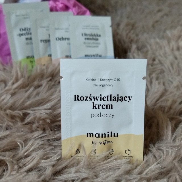 manilu Krem pod oczy, Rozświetlający, Kofeina, koenzym Q19 i olej arganowy