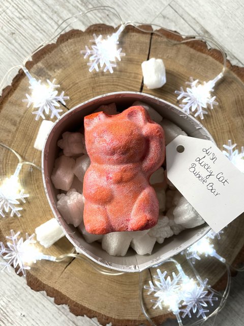 LUSH Kula do kąpieli, Lucky Cat