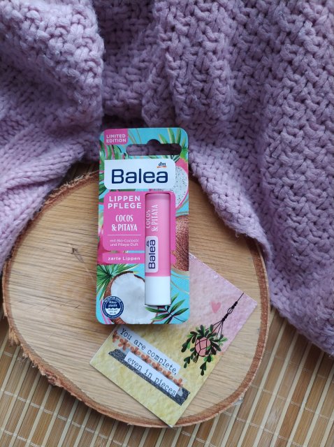 Balea Pitaya Cocos Balsam do Ust Pomadka