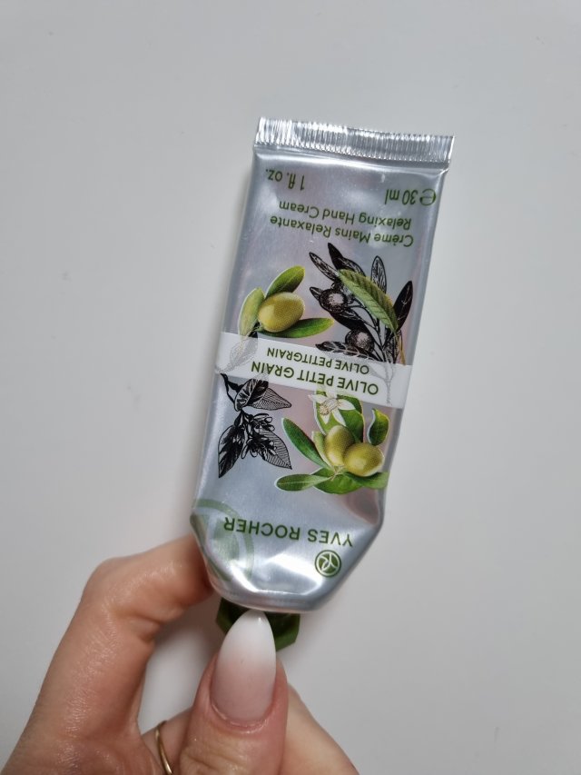 akcja denkowanie! grudzień - kosmetyki w świątecznych opakowaniach i świątecznych kolorach 🎄❄️⛄🎀🎁🎅