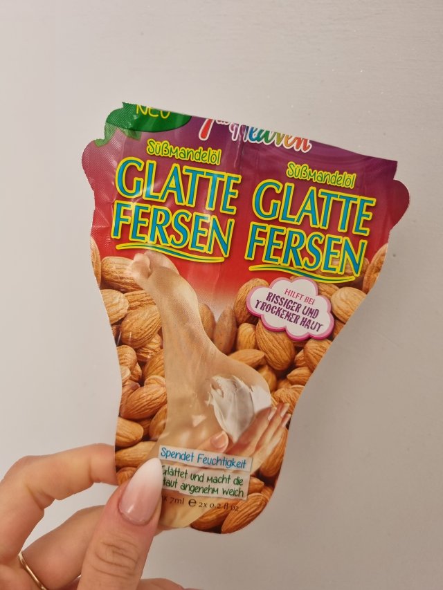 akcja denkowanie! grudzień - kosmetyki w świątecznych opakowaniach i świątecznych kolorach 🎄❄️⛄🎀🎁🎅