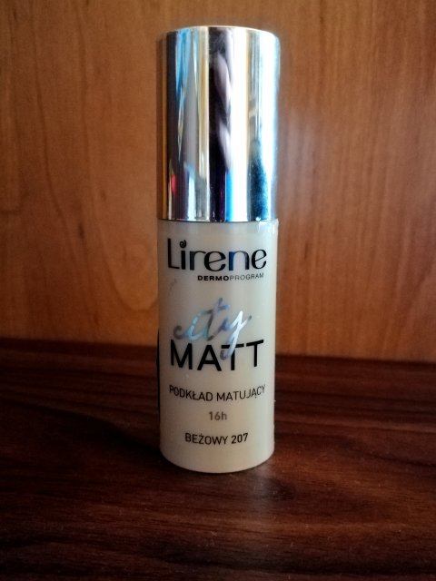 Lirene City Matt, Fluid matująco-wygładzający, beżowy, nr 207