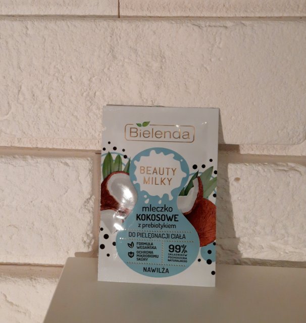 Bielenda Beauty Milky, Mleczko do ciała, Kokosowe z prebiotykiem, Do pielęgnacji ciała, Nawilża