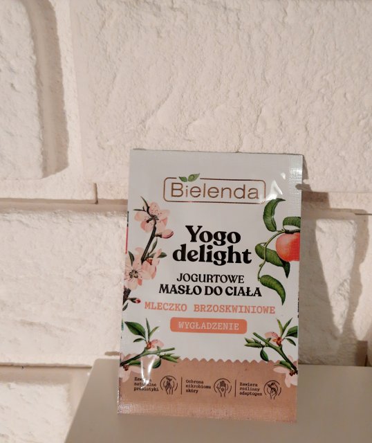 Bielenda Yogo delight, Masło do ciała, Jogurtowe, Mleczko brzoskwiniowe, Wygładzenie