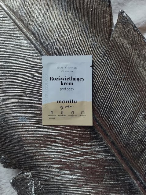 manilu Rozświetlający krem pod oczy, kofeina, koenzym Q10, olej a 