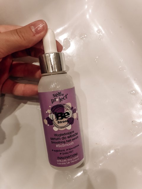 Selfie Project Wygładzające serum do włosów