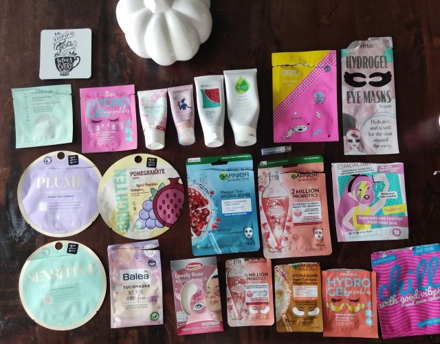 akcja denkowanie! grudzień - kosmetyki w świątecznych opakowaniach i świątecznych kolorach 🎄❄️⛄🎀🎁🎅