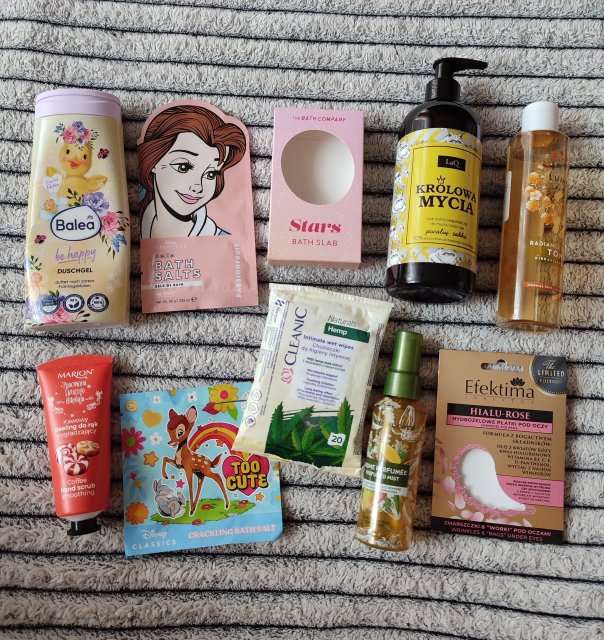 akcja denkowanie! grudzień - kosmetyki w świątecznych opakowaniach i świątecznych kolorach 🎄❄️⛄🎀🎁🎅