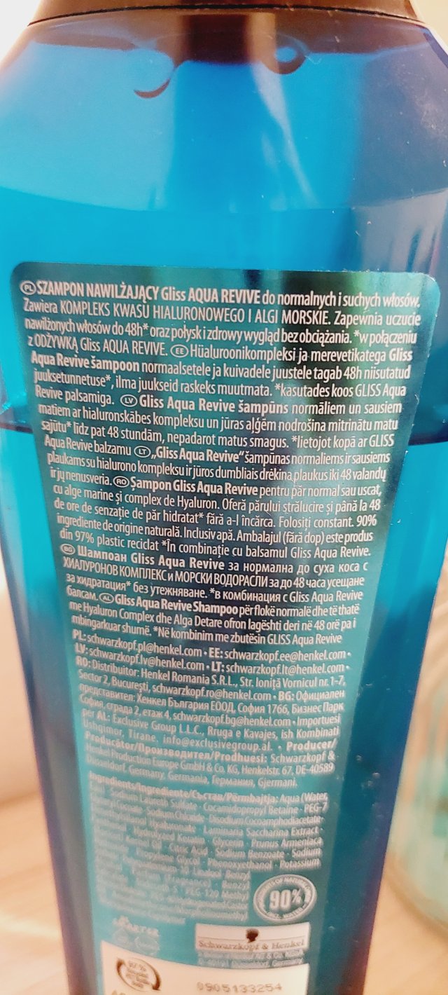 Nawilżający szampon do włosów 