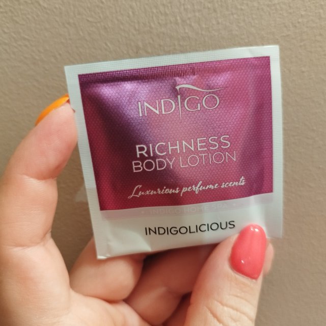 akcja denkowanie! grudzień - kosmetyki w świątecznych opakowaniach i świątecznych kolorach 🎄❄️⛄🎀🎁🎅